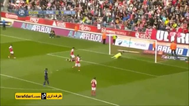 ویدیو؛ وقتی زلاتان دروازه خالی را به بیرون میزند