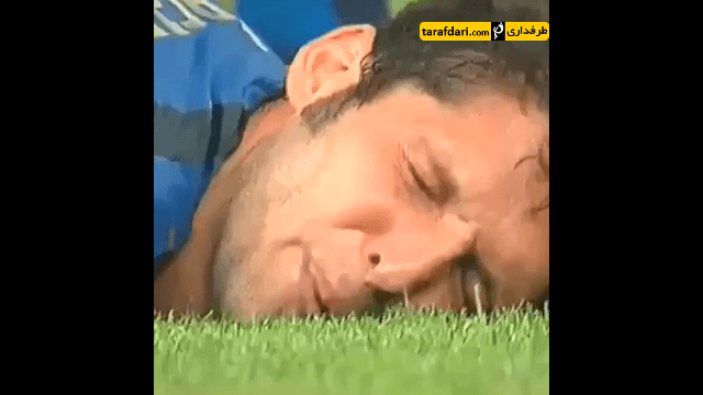دانلود؛ پلی به گذشته - ضربه سر زیدان به ماتراتزی (2006)