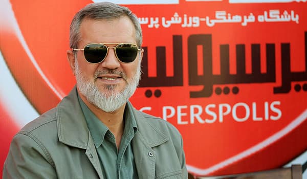 محمد رویانیان، مدیرعامل سابق پرسپولیس،  خادم حرم حضرت معصومه(س) شد