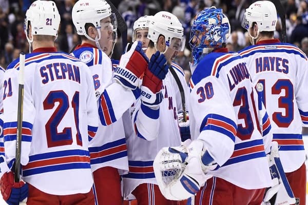  هاکی روی یخ NHL؛میکا زیبانژاد و یارانش به رتبه سوم رسیدند