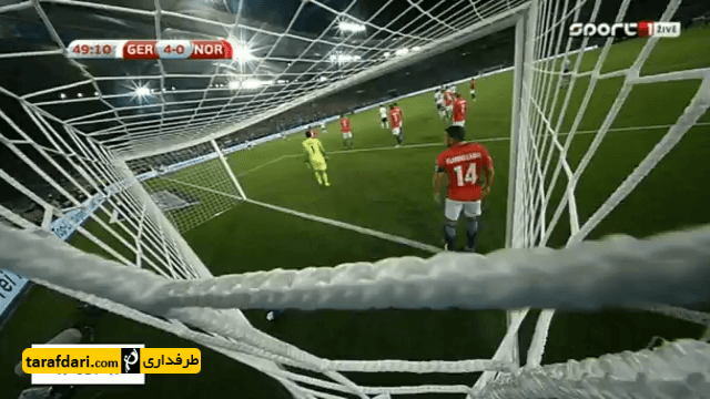 گل لئون گروتسکا به نروژ (آلمان 5- 0 نروژ )