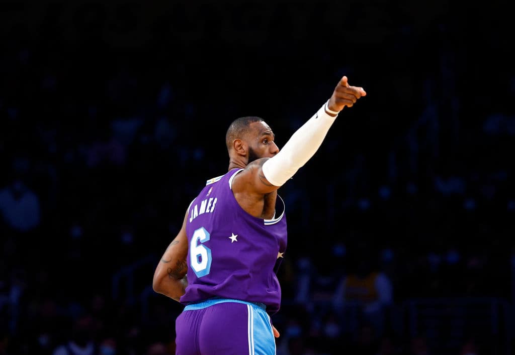 فصل عادی NBA | پیروزی فینیکس و ممفیس؛ لبران برگشت، لیکرز برد