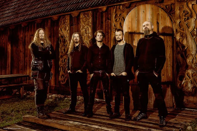 Borknagar_Inherit the Earth ارضا شدن با صدای تنور