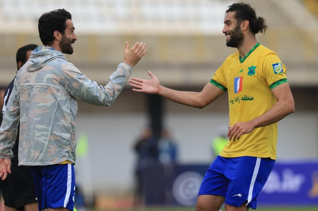 تیم منتخب هفته پانزدهم لیگ بیست و یکم از نگاه طرفداری