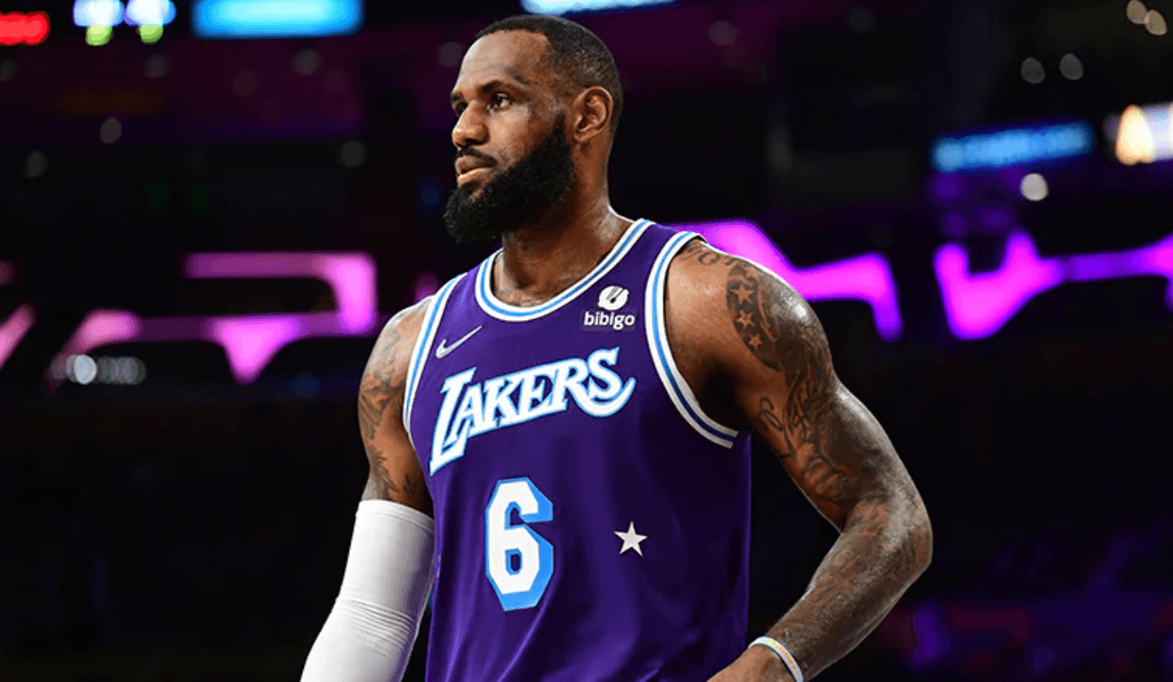 بسکتبال NBA| میلواکی، برنده نبرد غول های شرق؛ مانک همچنان می درخشد و لیکرز همچنان می برد