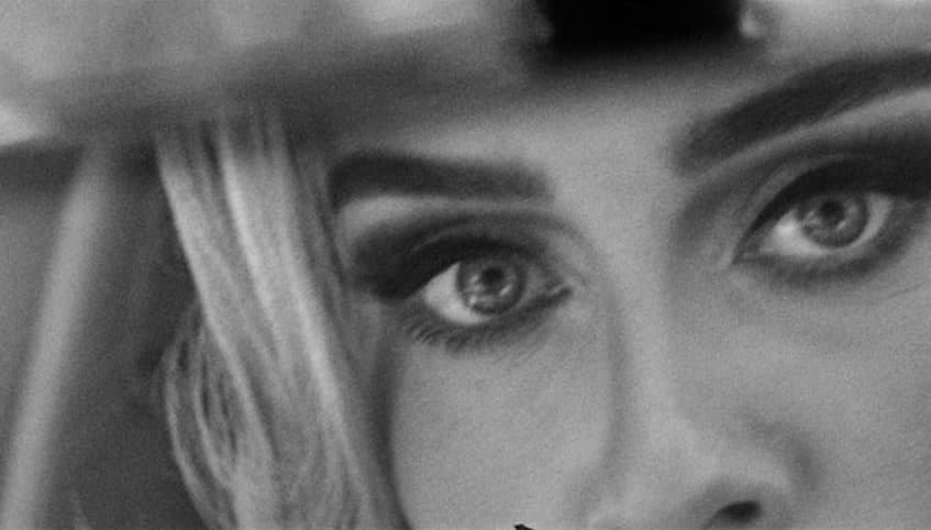 دانلود و ترجمه آهنگ easy on me از Adele
