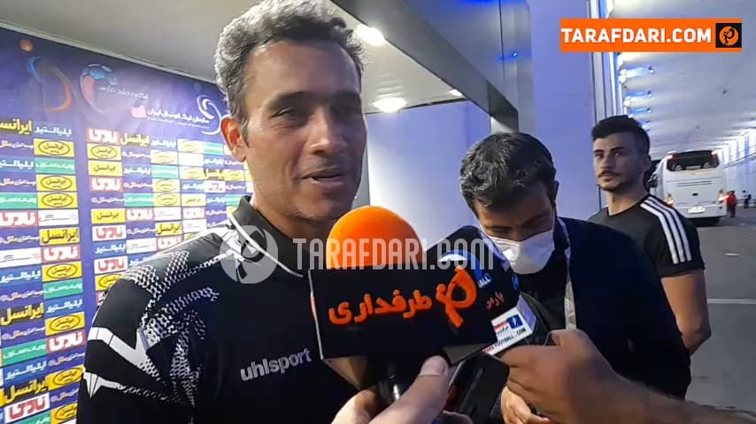 علی جانملکی، مربی نساجی در مورد سو تفاهم ایجاد شده در مورد رختکن توضیح می دهد / فیلم