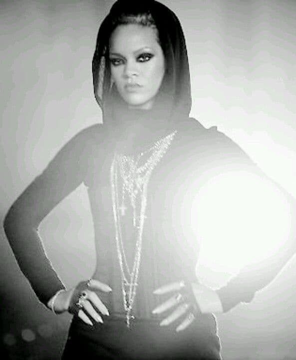 دانلود آهنگ Rihanna- Wait Your Turn