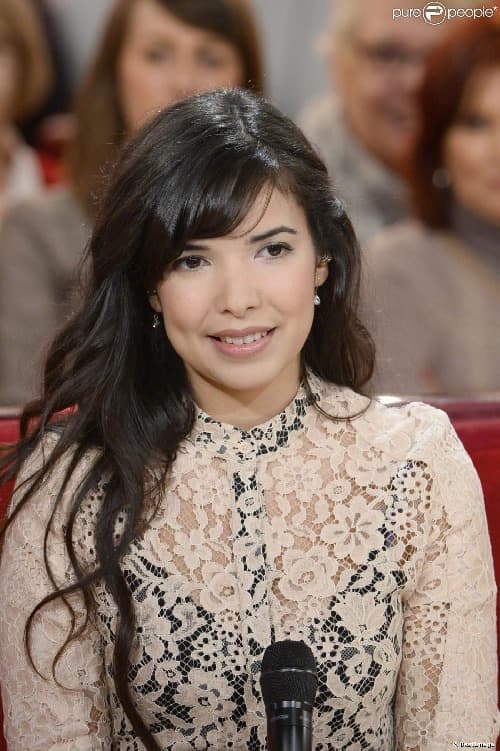 دانلود آهنگ زیبای Indila - Love Story