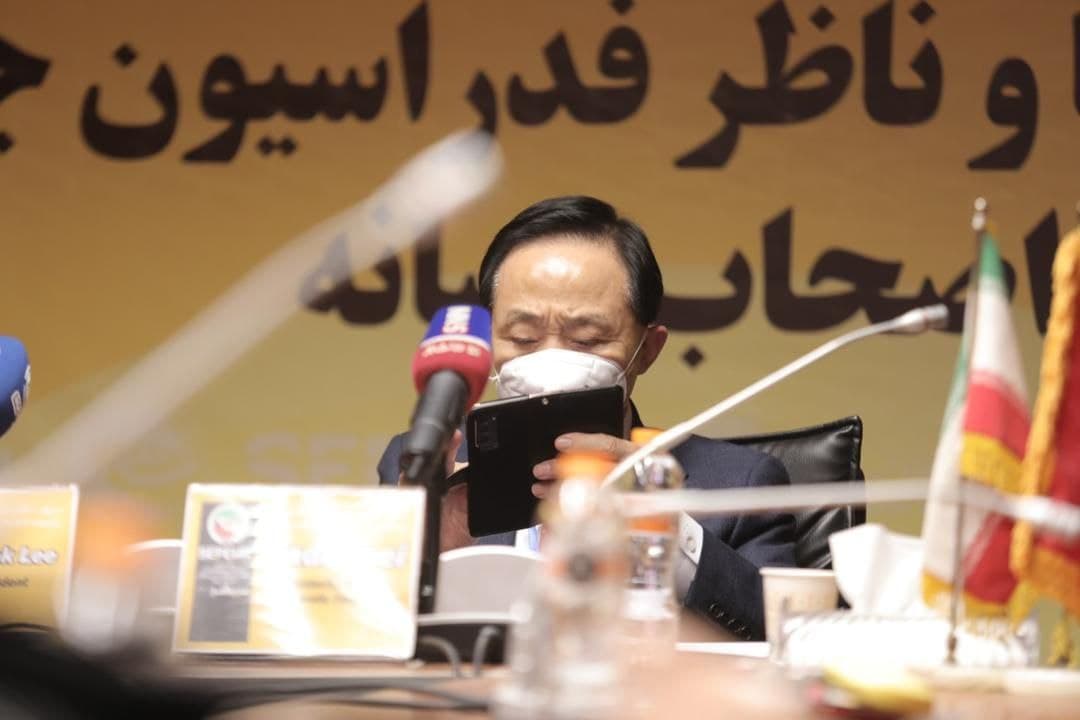 مربی بروسلی: دیگر نمی توانم تکواندو کار کنم