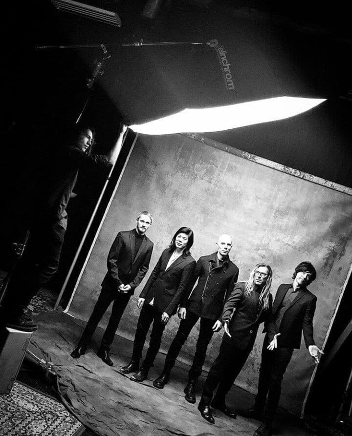 دانلود آهنگ A Perfect Circle - The Hollow