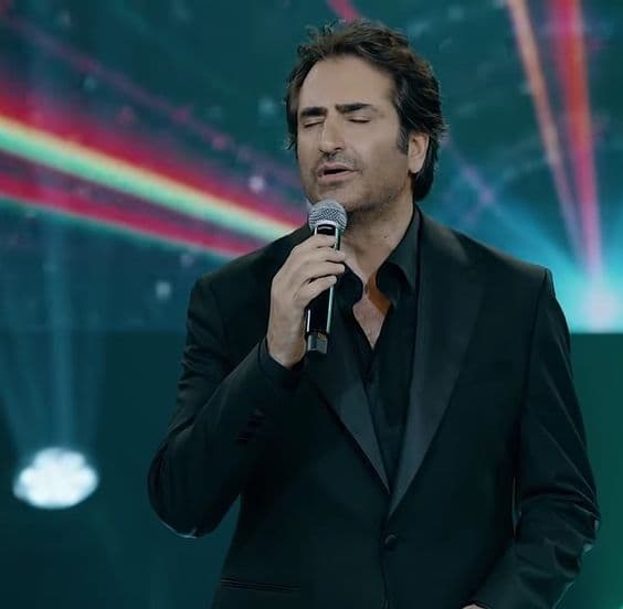 دانلود آهنگ Gül senin tenin از Mahsun