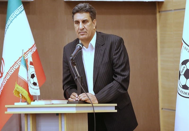 کمیته داوران تمام قد پشت داور خاطی؛ از VAR هم کمکی ساخته نیست!