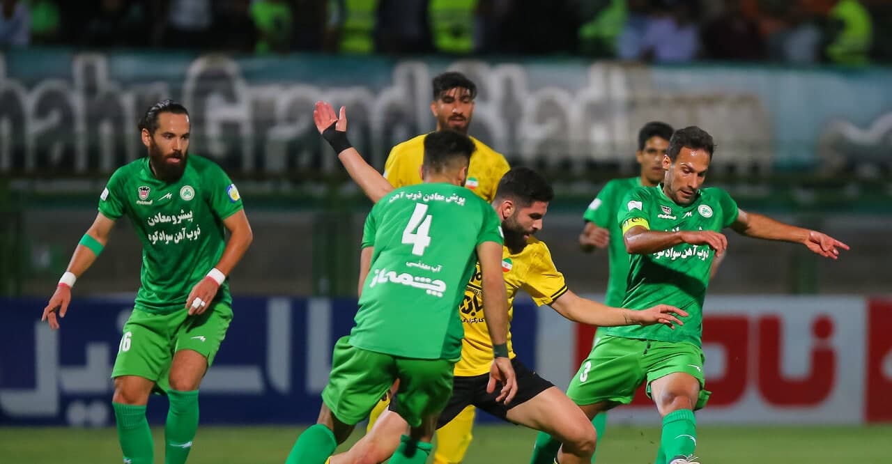 باشگاه ذوب آهن: هواداران سپاهان با پیراهن تیم ما به ورزشگاه آمده بودند