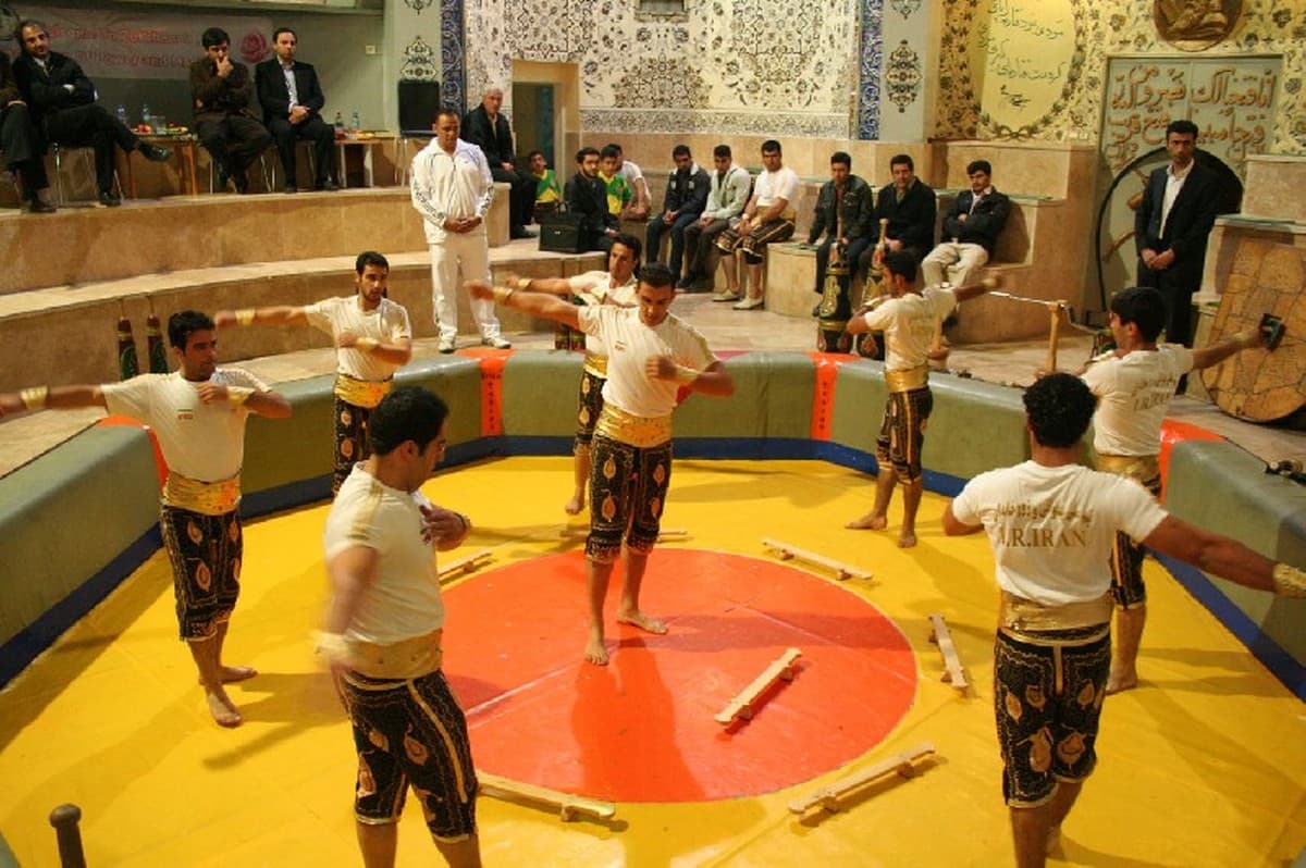 ظلم به ورزش و فرهنگ پهلوانی