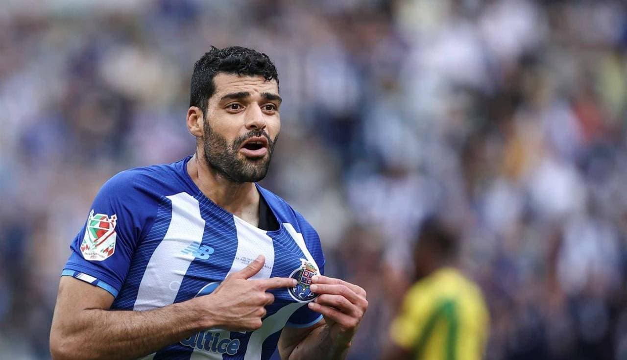 مهدی طارمی جزو 4 مهاجم برتر آسیا
