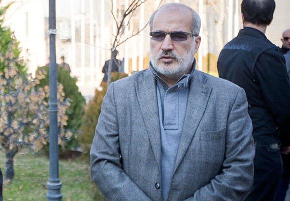 عزیز محمدی و فتح الله زاده وارد انتخابات فدراسیون فوتبال شدند