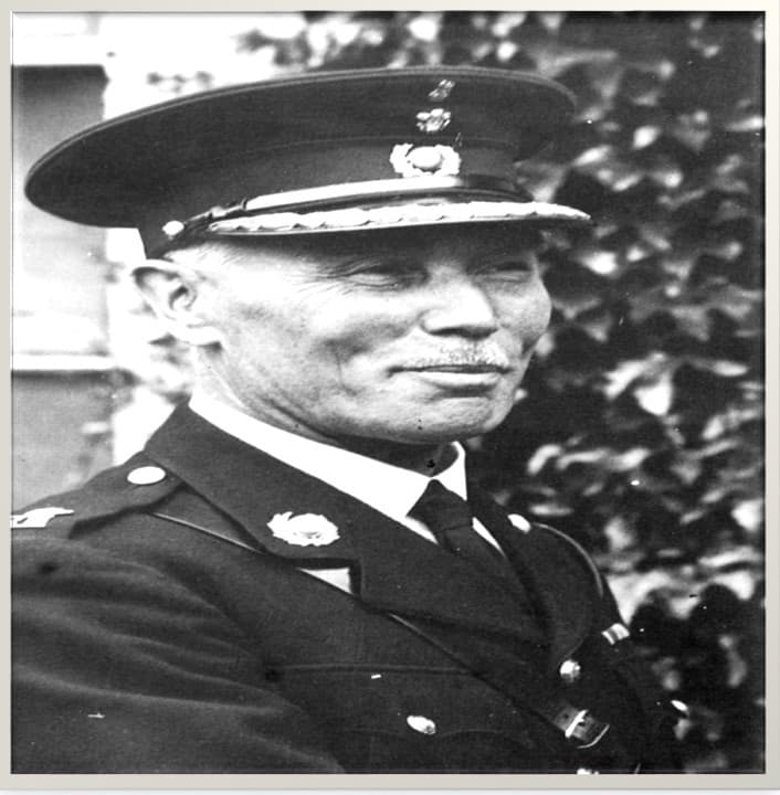 Kenneth J. Alford - Colonel Bogey March
