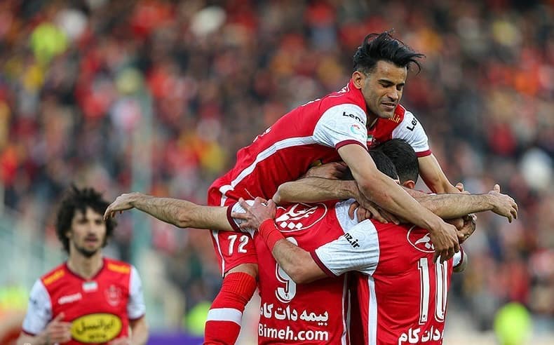 آقایی: بازی با تراکتور و سپاهان نقش مهمی در قهرمانی پرسپولیس دارند