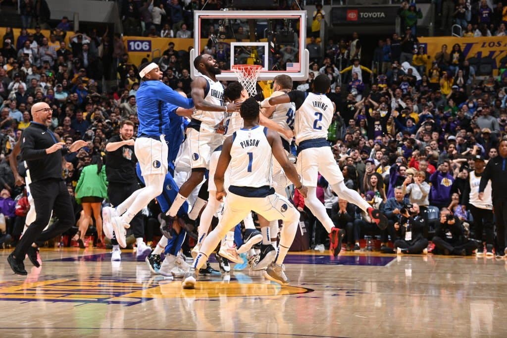 بسکتبال NBA | خنجر موریکس در قلب لیکرز