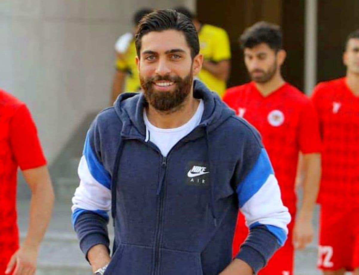 امیرحسین فشنگچی مربی هوادار شد