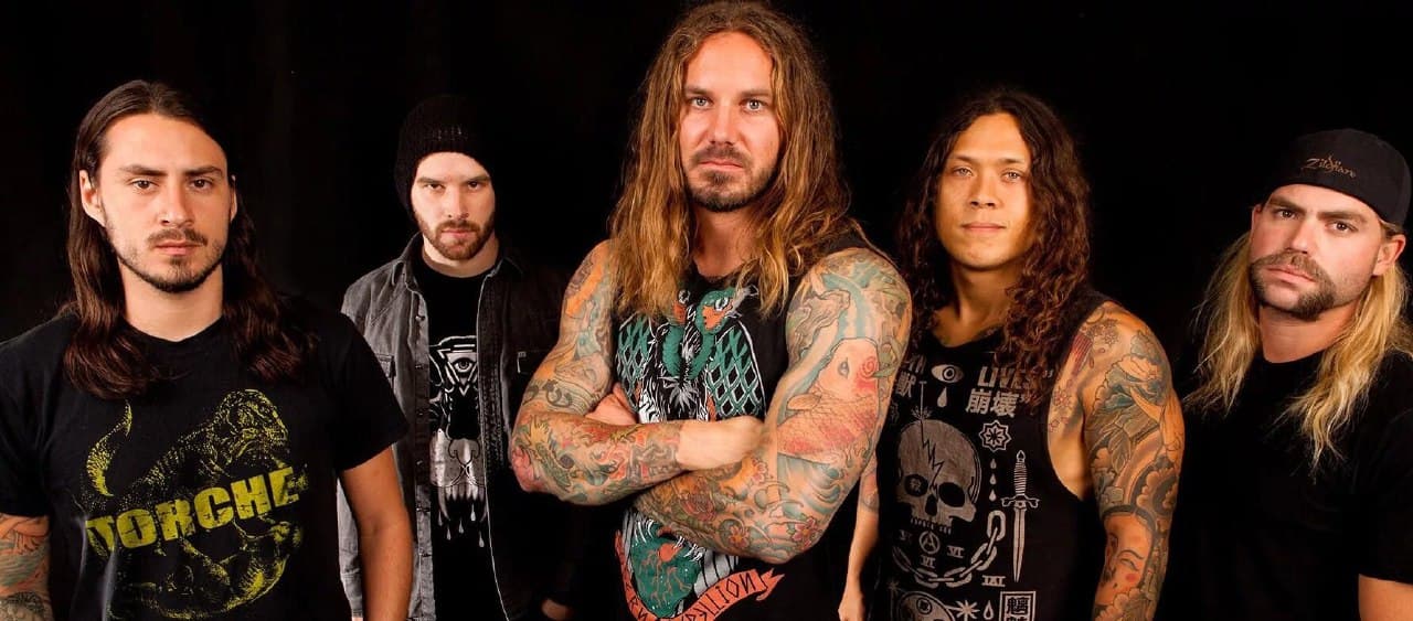 دانلود آهنگ Roots Below از As I Lay Dying 