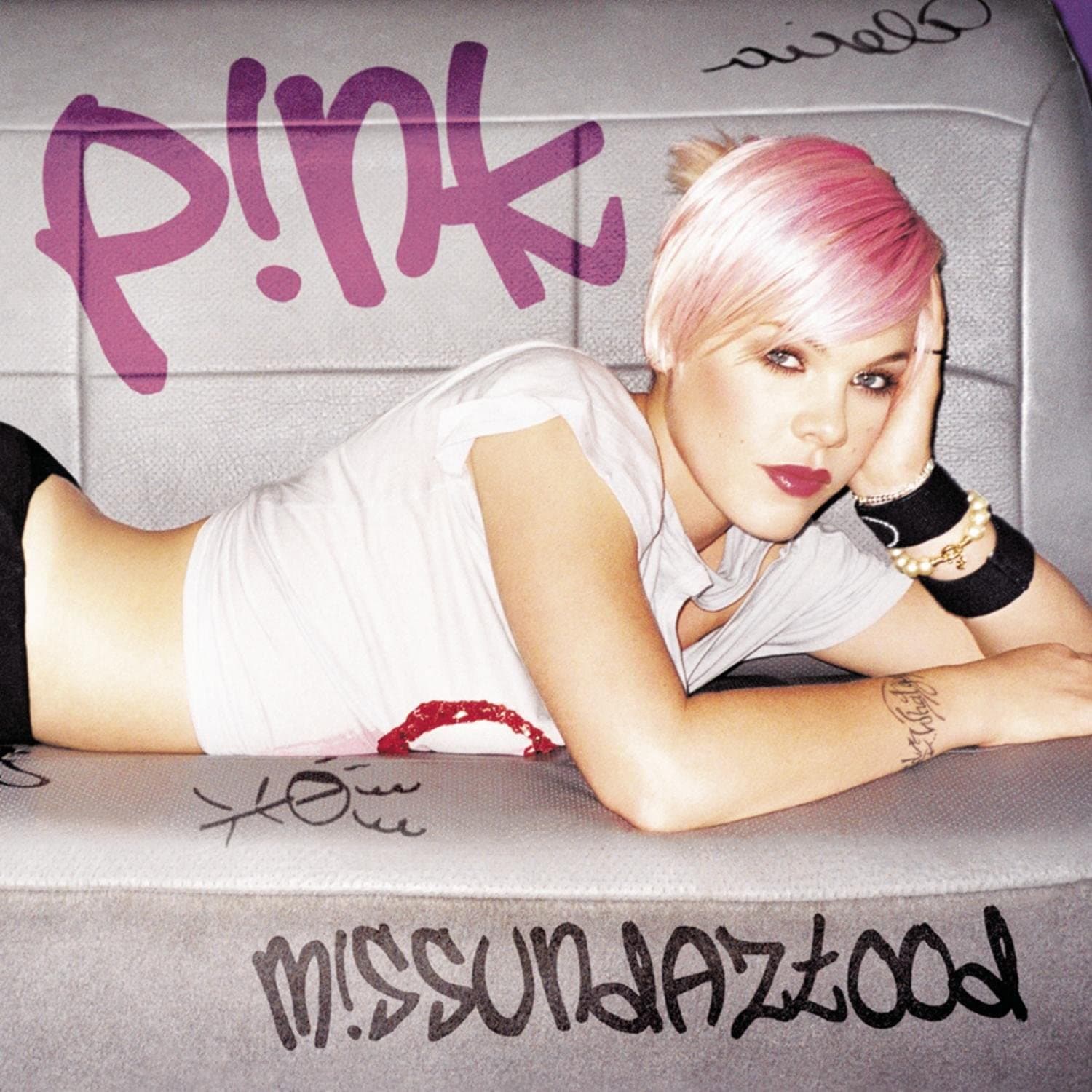 P!nk - Get the Party Started