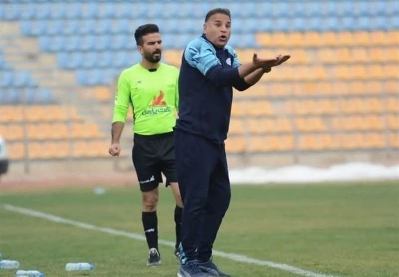 فریسات: بازیکنان استقلال ملاثانی بنایی می‌کنند/ رسید نشان دادند اما پولی پرداخت نشد