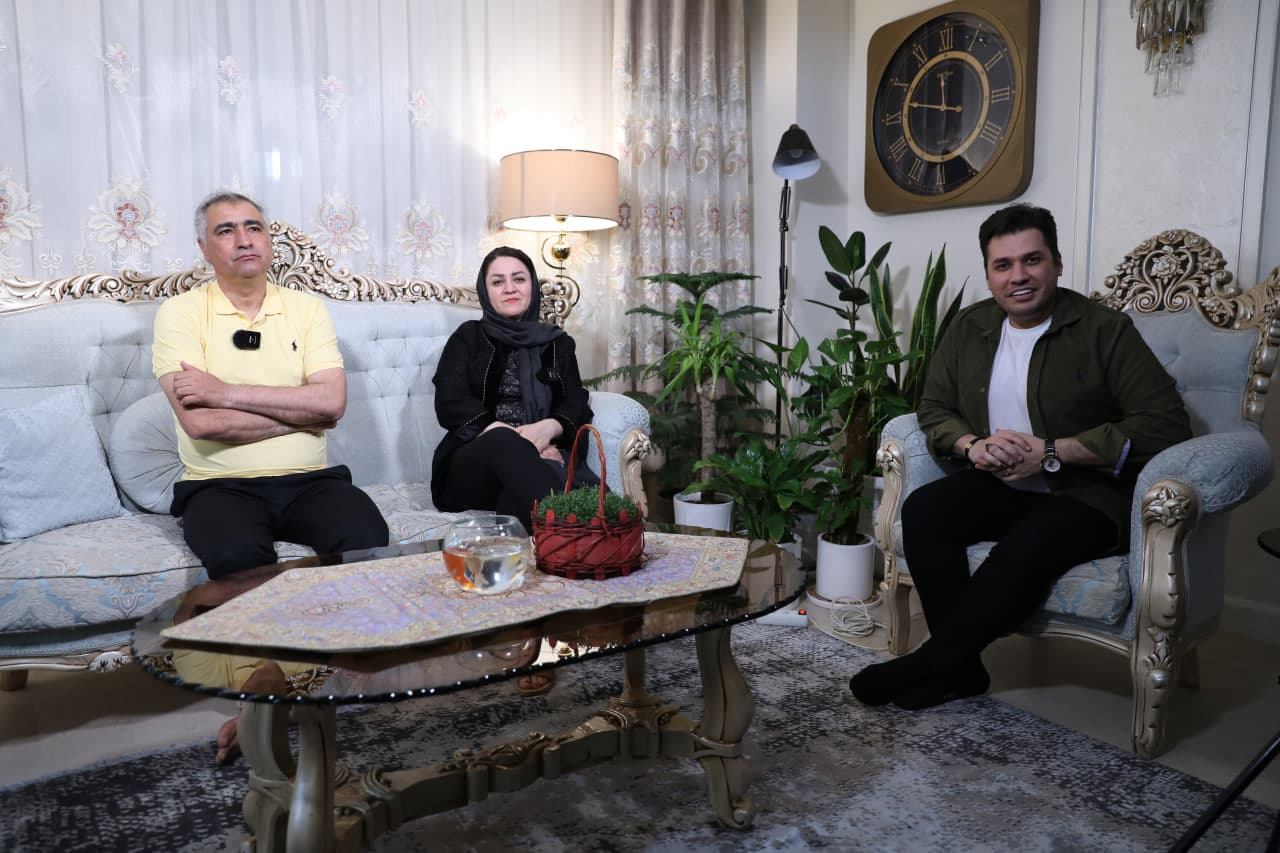 گفتگوی خانوادگی با ساکت الهامی: به خاطر شایعه رختکن نساجی پسرم یک ماه دانشگاه نرفت! / بخش دوم