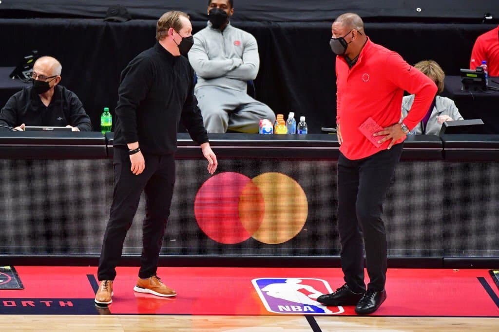 بسکتبال NBA | کورس داغ نیمکت فینیکس سانز؛ چه کسی سرمربی دورنت و بوکر می شود؟
