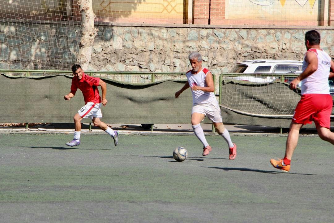 سعید نعیم آبادی: پرسپولیس قهرمان لیگ شود جام حذفی را به استقلال می‌دهند