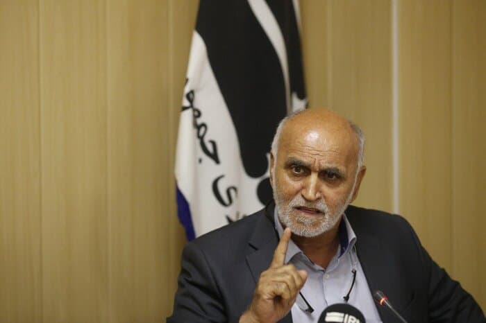 اولیایی حرف های وزیر ورزش را تایید کرد؛ استقلال و پرسپولیس تا این لحظه نه حذف شدند و نه مجوز گرفته اند