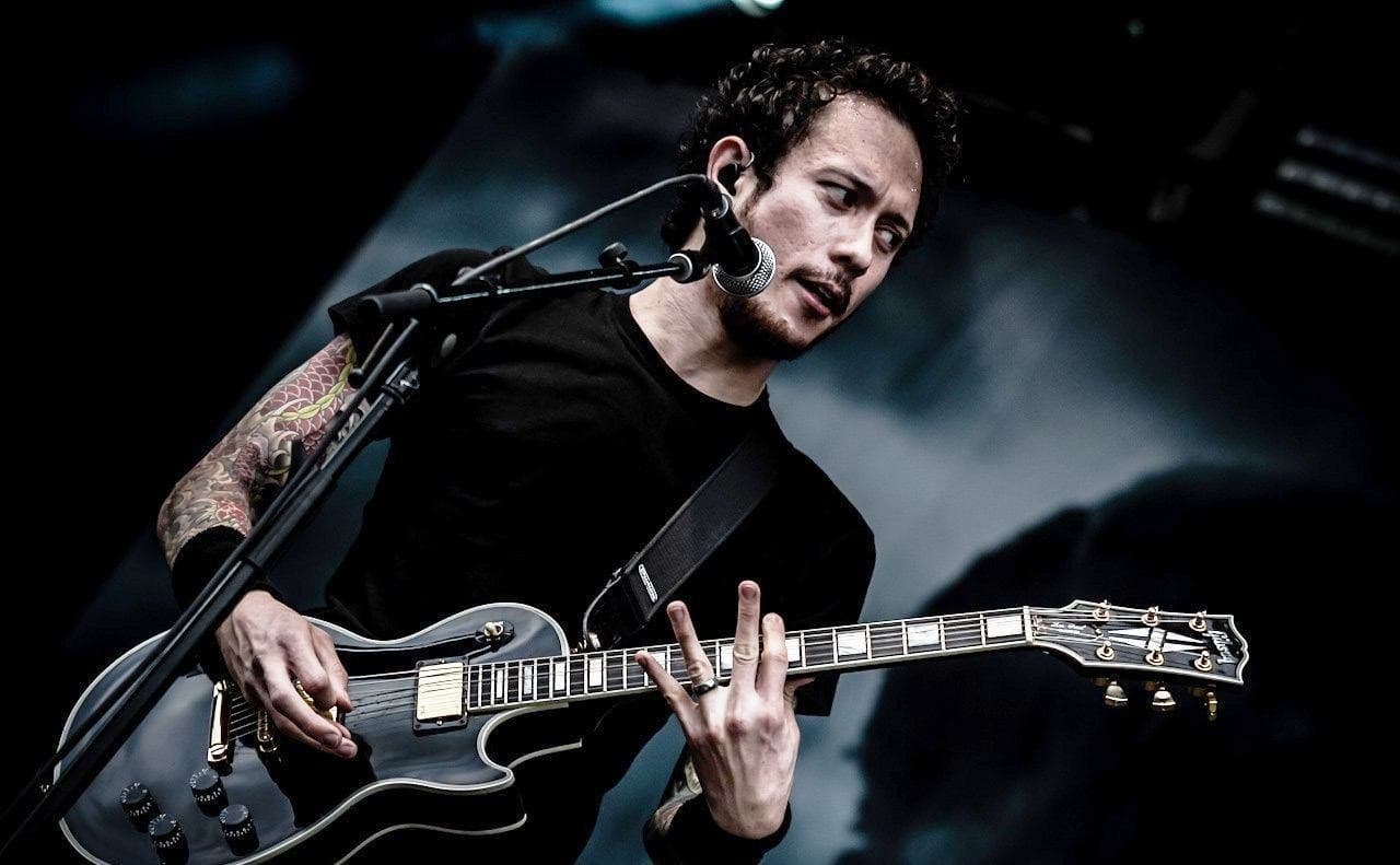 آهنگ inception of the end از trivium