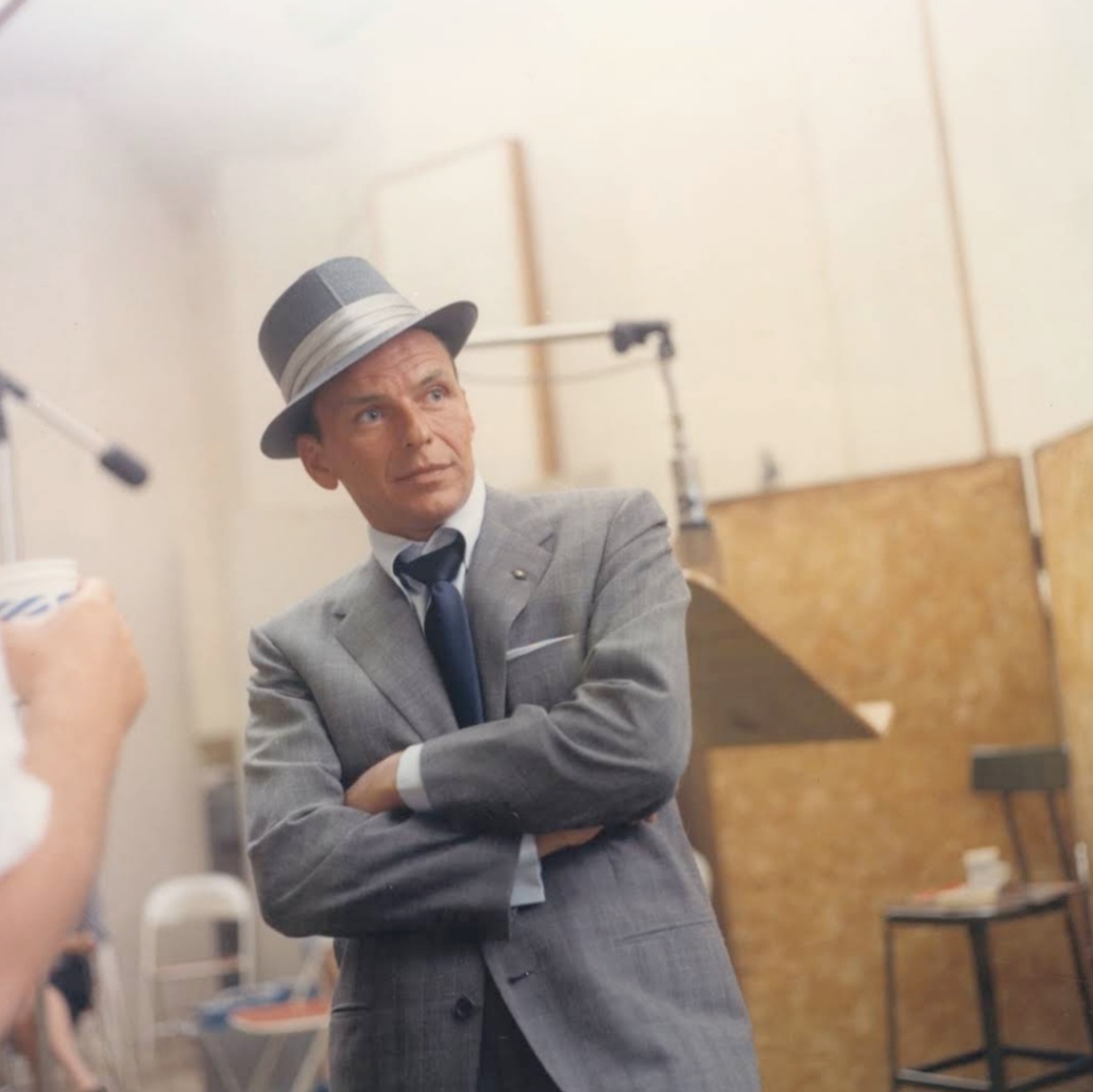 دانلود آهنگ Frank Sinatra - Autumn Leaves + دانلود دیگر نسخه ها