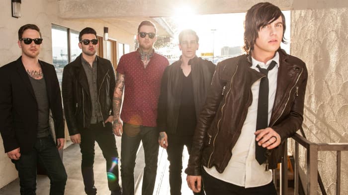 آهنگ never enough از sleeping with sirens(feat. benji madden) + متن و ترجمه