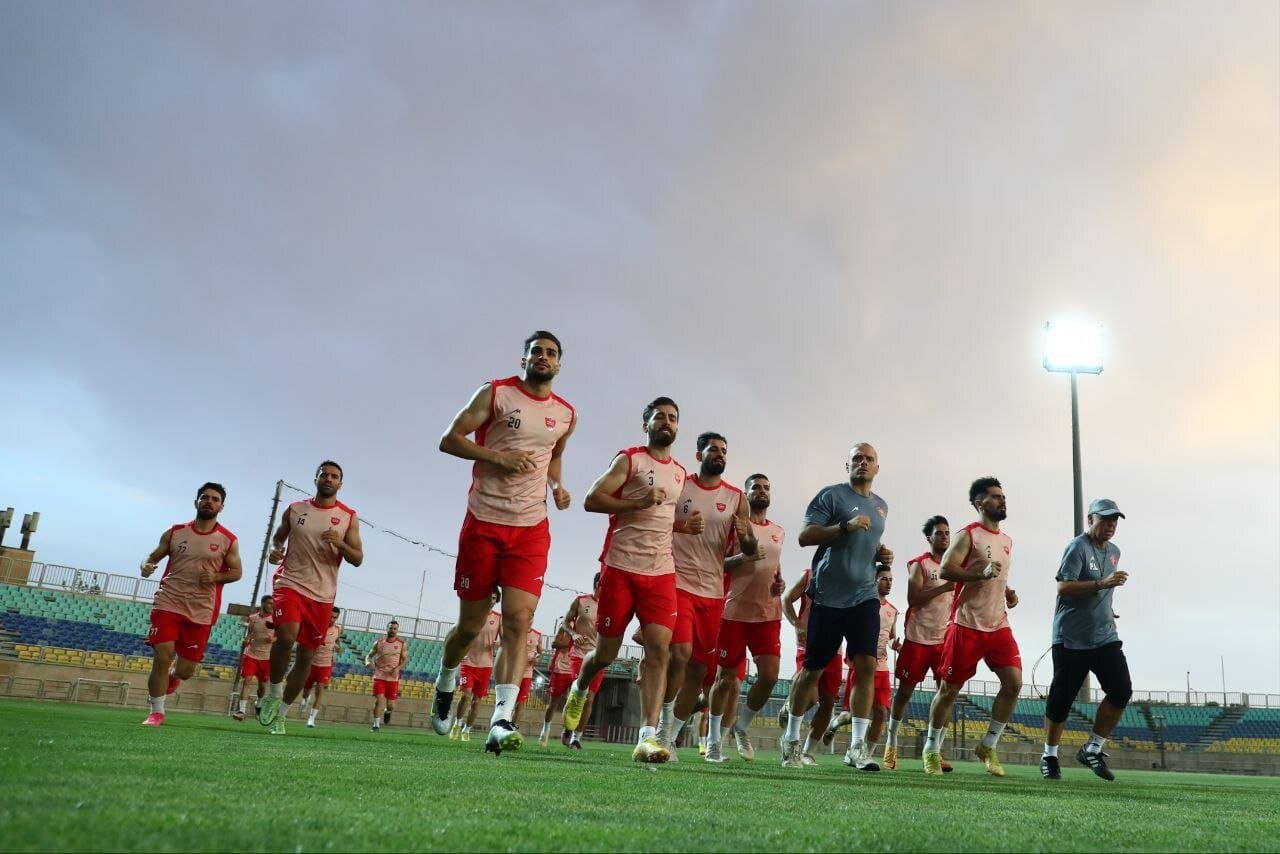 در پرسپولیس خبری از پرداخت پول نیست