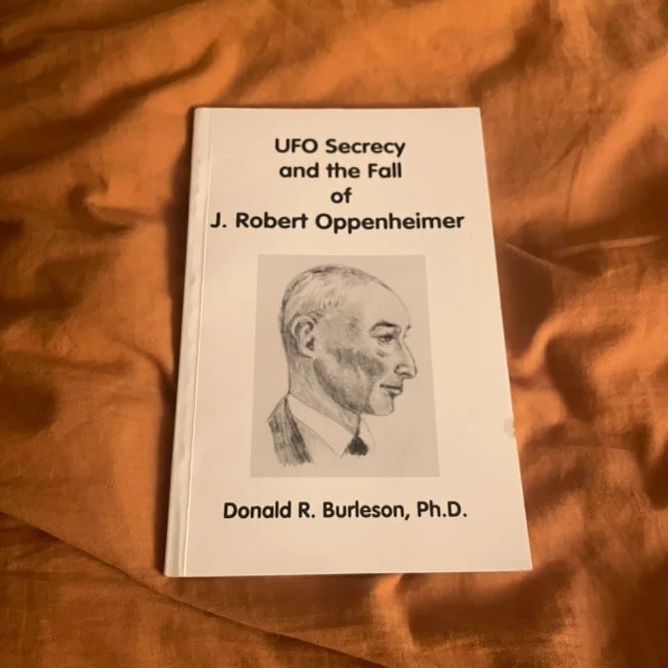 رابرت اوپنهایمر و یوفوها Oppenheimer & UFOs