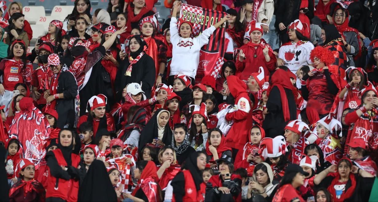 بلیت بانوان نیم ساعته تمام شد؛ پرسپولیس - نفت آبادان