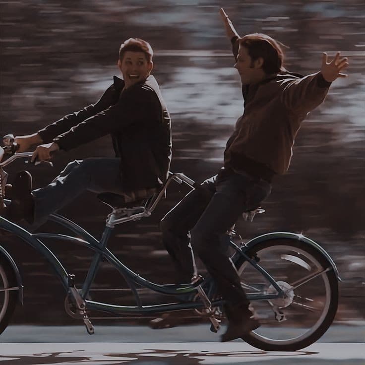 Chillout _ Carry On My Wayward Son (Acoustic)