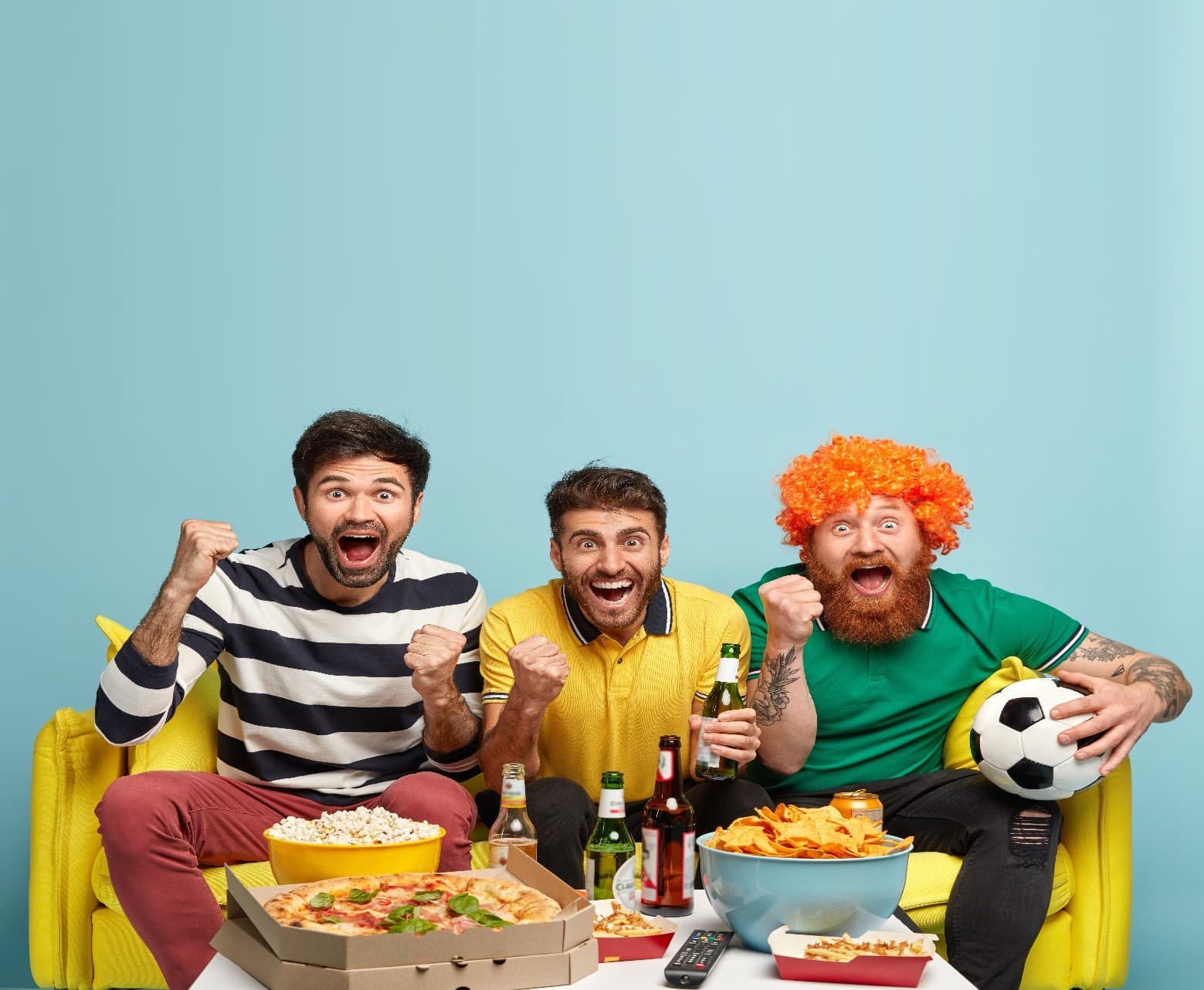 خرید تنقلات برای تماشای فوتبال با کد تخفیف اسنپ اکسپرس