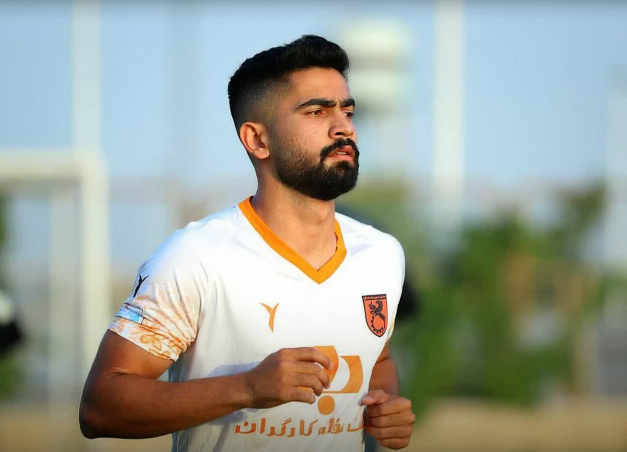 پیکان بازیکن مورد نظر عنایتی را خرید