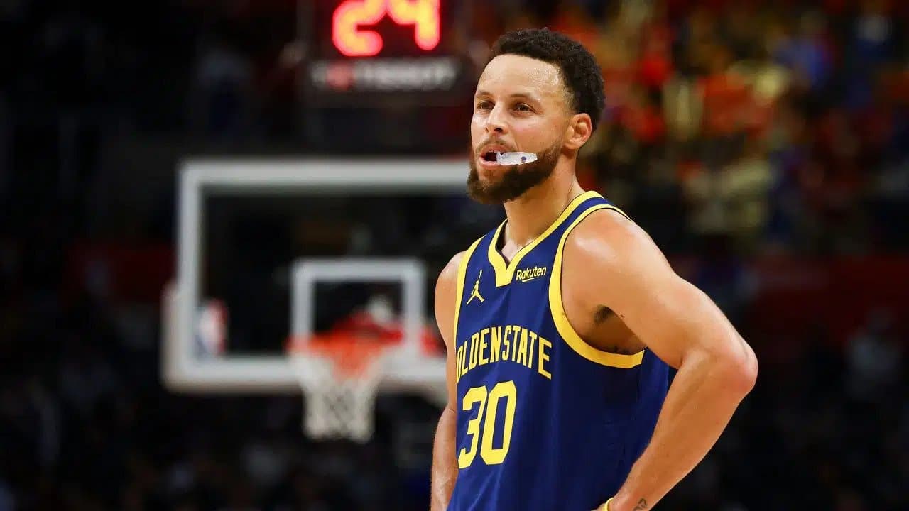بسکتبال NBA | رکورد تاریخی استفن کری متوقف شد