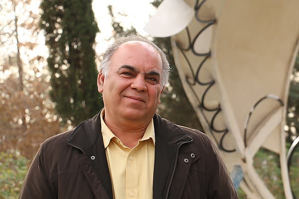 دانلود آهنگ بهار آمد و شمشادها جوان شده اند از بیژن خاوری
