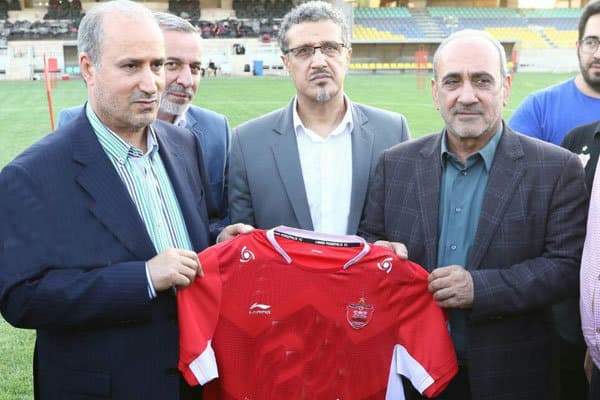 نقشه فدراسیون مهدی تاج اجرا شد. سوگولی تخلف کرده پس برای استقلال پرونده تشکیل میدیم. علیه استقلال مدرک پیدا نکردیم و تبرئه میکنیم پس سوگولی هم کنارش تبرئه میشه!!!