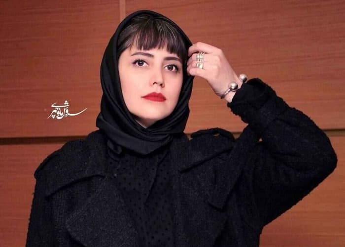 بیوگرافی شبنم قربانی به همراه خانواده اش / عکس های شبنم قربانی با شهاب حسینی