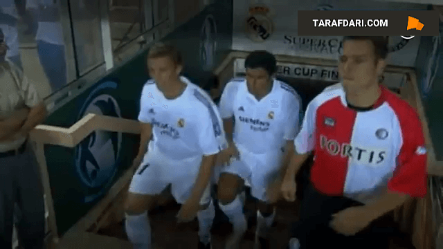 اولین قهرمانی رئال مادرید در سوپرجام اروپا با برتری 3-1 مقابل فاینورد (2002/8/30)