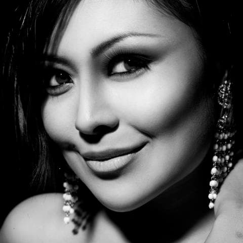 Dilnaz Akhmadieva - Zolotoi