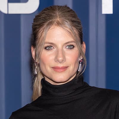 Melanie Laurent - Circus
