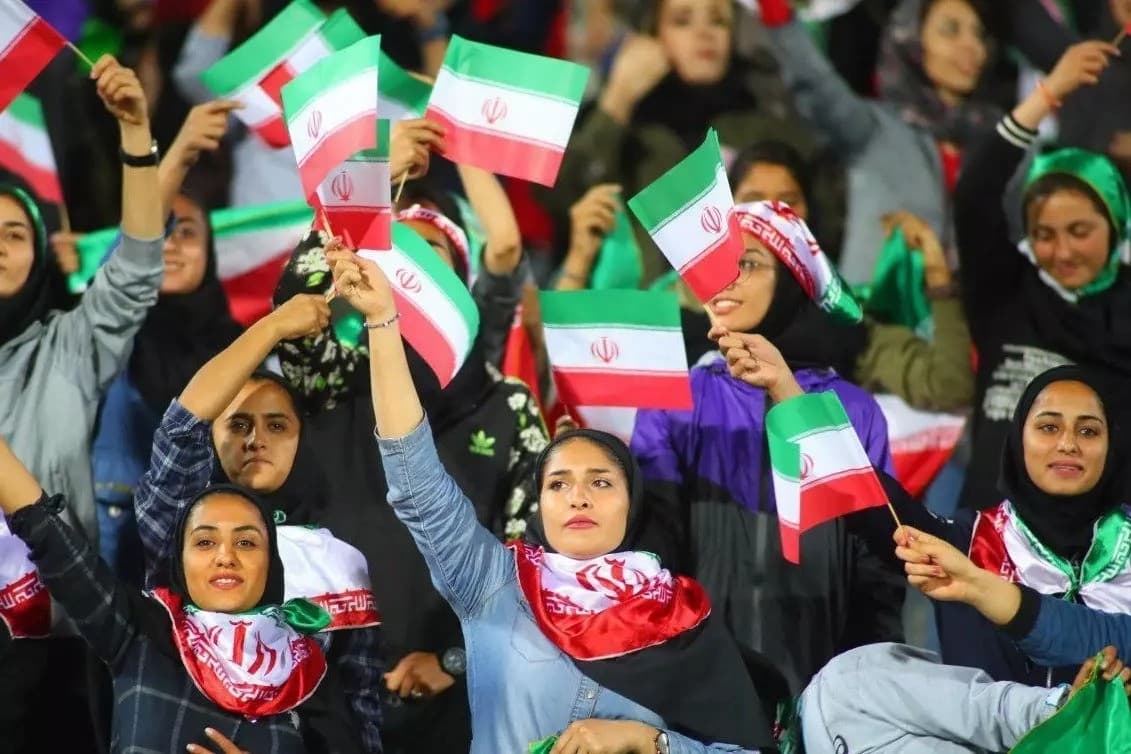فیفا از پیشرفت زنان در ورزشگاه‌های ایران شگفت‌زده شد!