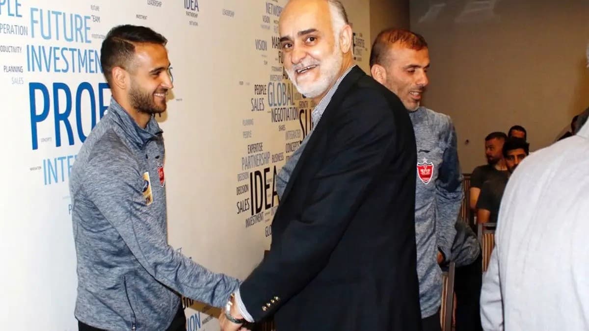 پیشنهاد عجیب نبی برای بازی‌های استقلال و پرسپولیس در آسیا؛ در شهر پرده‌های سینمایی نصب کنید!